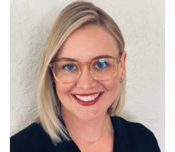 Photo of Emily Lockhart Photo of Emily Lockhart